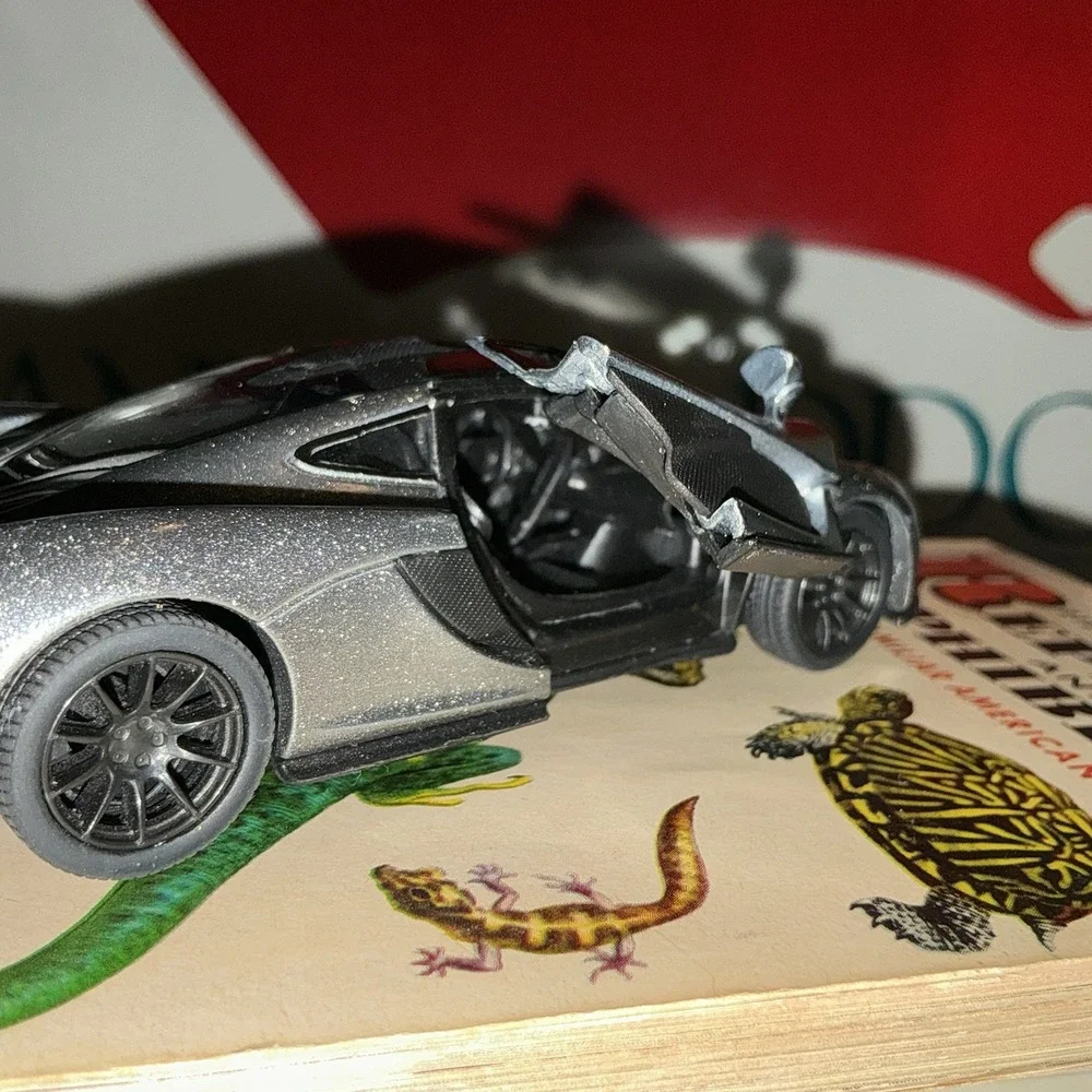Kinsmart McLaren‎ P1 Silver 1:36 Die Cast Collectable Kt5393 Toy Car